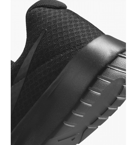 NIKE TANJUN