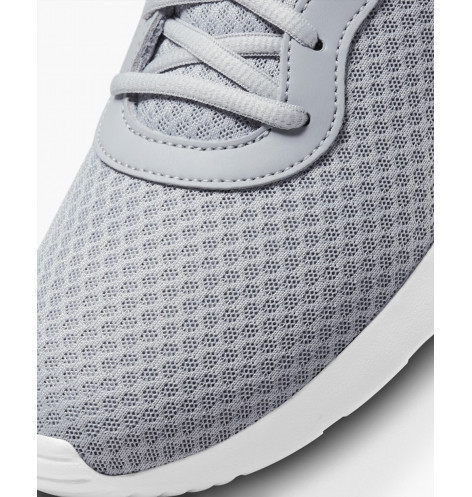 Nike TANJUN
