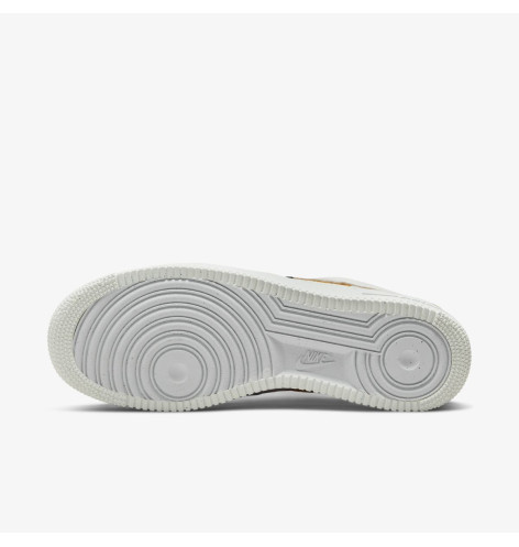 Кросівки Nike Air Force 1 07 LV8 NN
