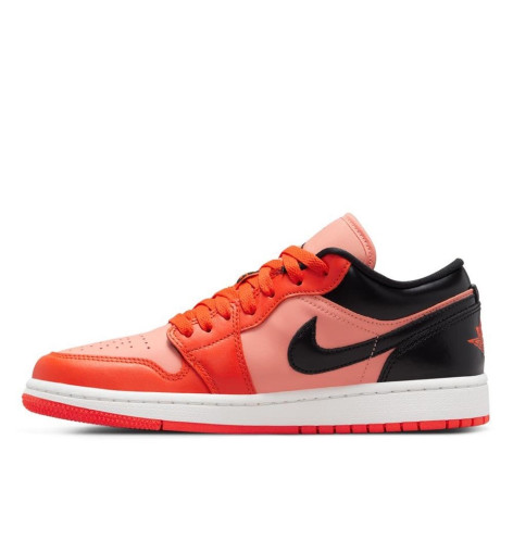 Кросівки WMNS Air Jordan 1 Low SE