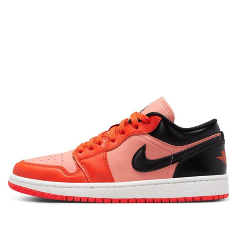 Кросівки WMNS Air Jordan 1 Low SE