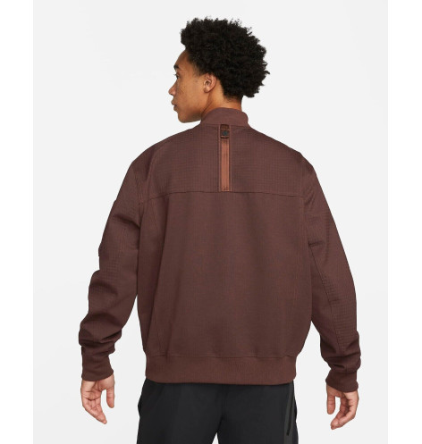 Бомбер Nike Storm Fit Tech Pack