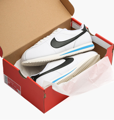 Кросівки жіночі Nike Cortez White DN1791-100 36.5