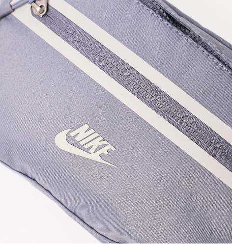 Сумка Nike Elemental Premium Waistpack