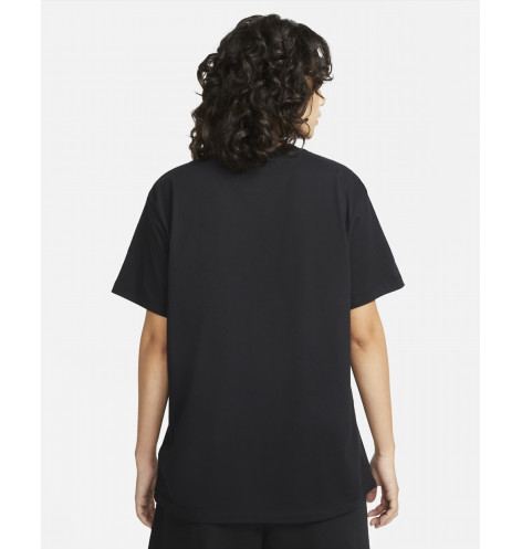 Футболка Nike Sportswear Essential Tee