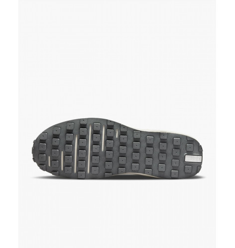 NIKE WAFFLE ONE SE