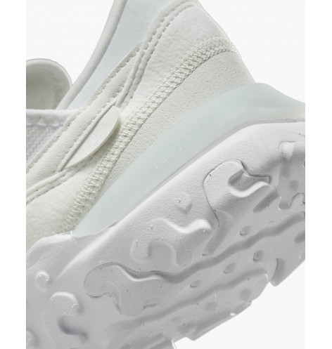 Nike REACT R3VISION