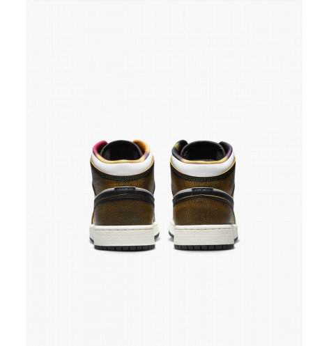 Кросівки Nike Air Jordan 1 Mid SE