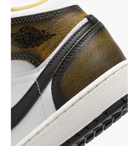 Кросівки Nike Air Jordan 1 Mid SE
