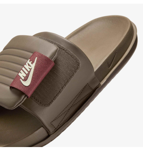 Тапочки Nike Offcourt Adjust