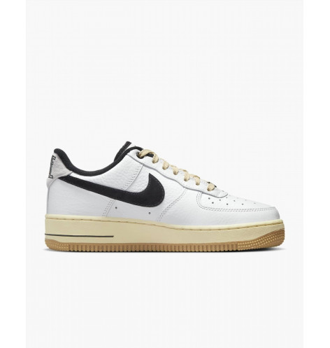 Nike Air Force 1 '07 Black and Summit White