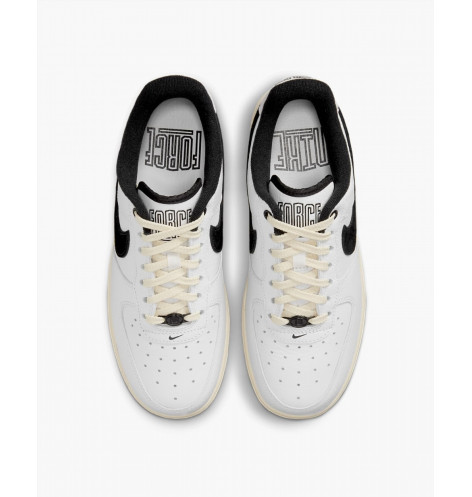 Nike Air Force 1 '07 Black and Summit White