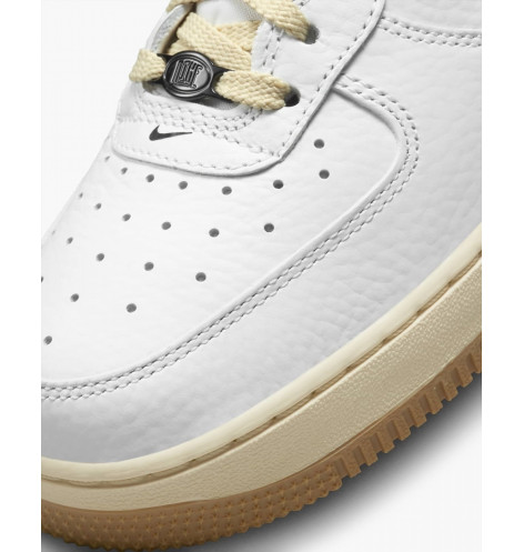 Nike Air Force 1 '07 Black and Summit White