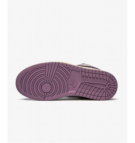 Кросівки WMNS Air Jordan 1 Low IWD