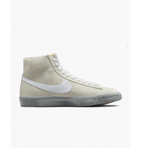 Кросівки Nike Blazer Mid 77 Se