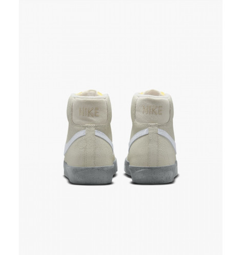 Кросівки Nike Blazer Mid 77 Se