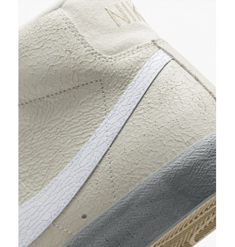 Кросівки Nike Blazer Mid 77 Se