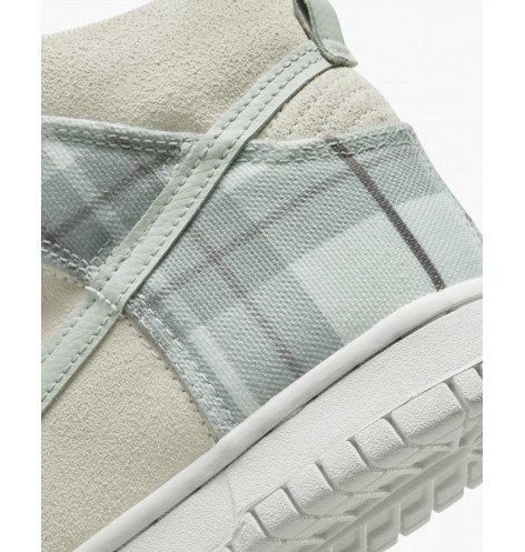 Кросівки Nike Dunk Hi Se