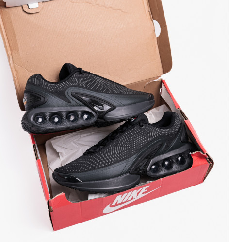 Кросівки чоловічі Nike Air Max Dn Black/Grey DV3337-002 40.5