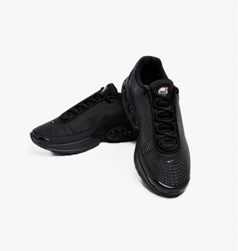 Кросівки чоловічі Nike Air Max Dn Black/Grey DV3337-002 40.5