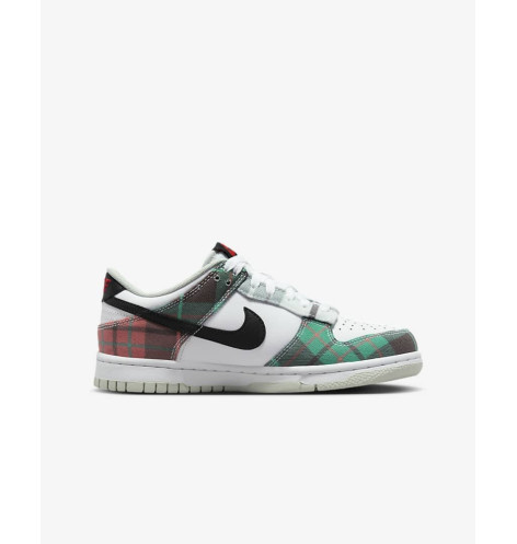 Nike Dunk Low SE