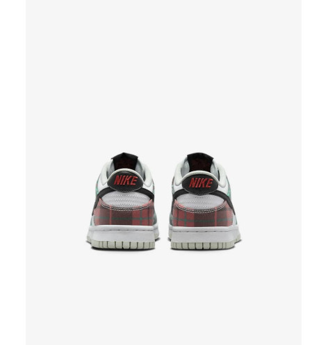 Nike Dunk Low SE
