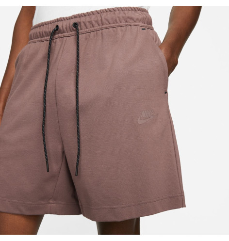 NIKE M TECH LIGHTWEIGHT SHORT