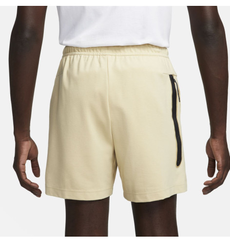 M NK TECH LGHTWHT SHORT
