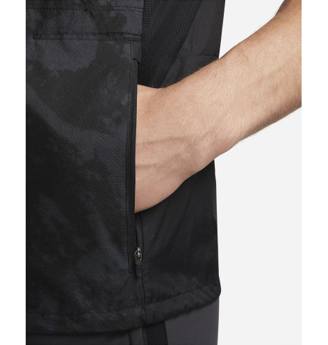 M NK RPL RUN DVN VEST