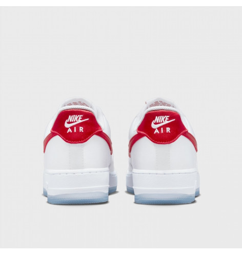 W AIR FORCE 1 07 ESS SNKR