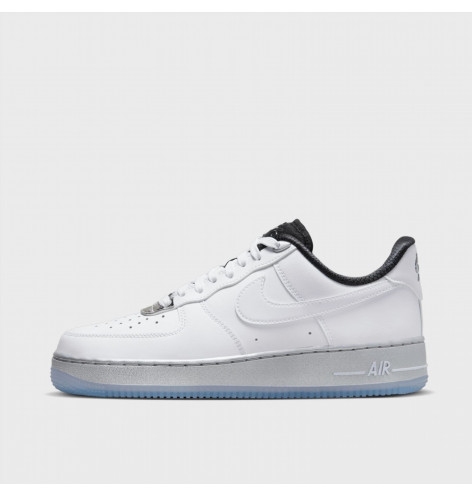 Кроссовки NIKE AIR FORCE 1 07 SE WHITE