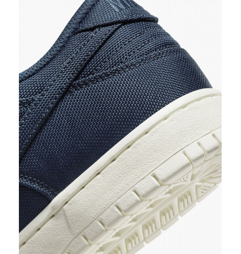 Кросівки чоловічі Nike Sb Dunk Low Pro Prm 90S (DX6775-400)