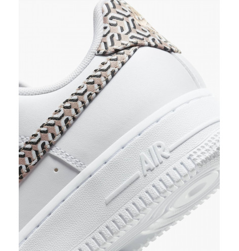 Кросівки Nike Air Force 1 LX United