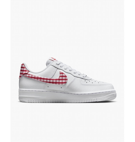 Кросівки Nike Air Force 1 07 Ess Trend