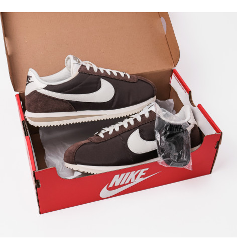 Кросівки унісекс Nike Cortez Brown DZ2795-200 40