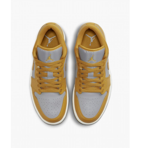 Jordan 1 Low SE