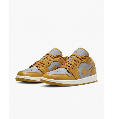 Jordan 1 Low SE