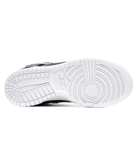 Nike W DUNK LOW SE