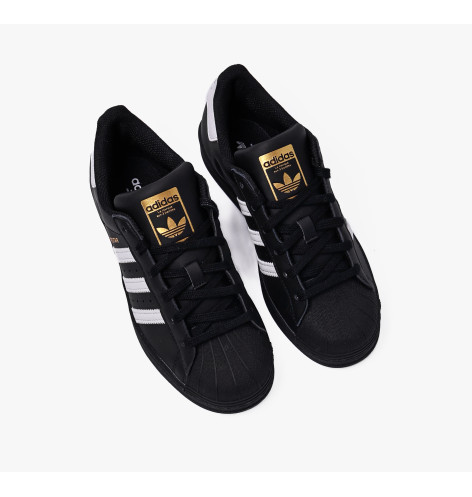 Кросівки унісекс Adidas Superstar Black EG4959 38.5