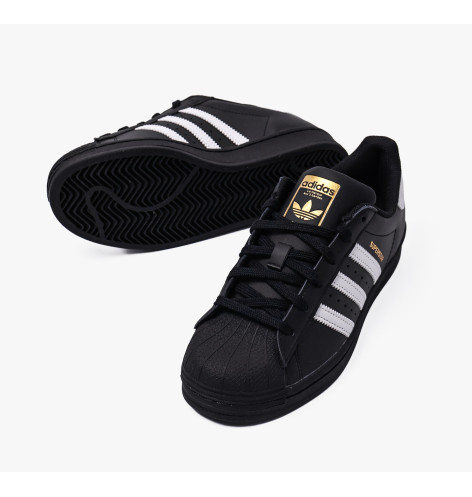 Кросівки унісекс Adidas Superstar Black EG4959 38.5