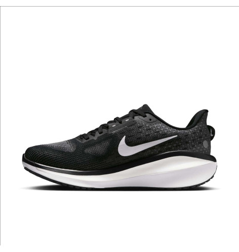 NIKE VOMERO 17