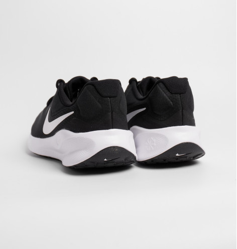 Кросівки чоловічі Nike Revolution 7 Black FB2207-001 44