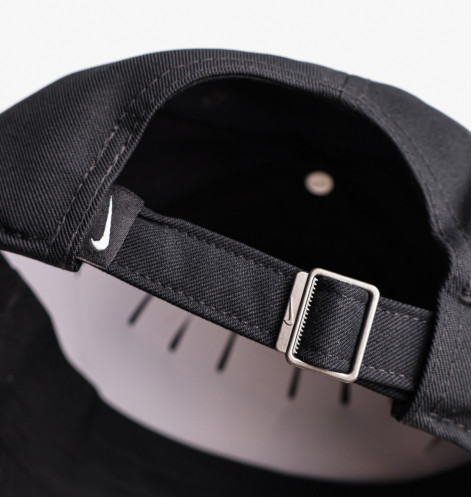 Кепка унісекс Nike Club Cap U Cb Swsh Black FB5369-010 M/L
