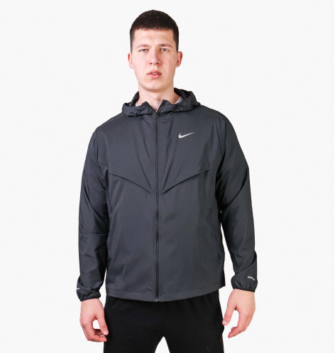 Куртка чоловіча Nike Windrunner Black FB7540-010 S