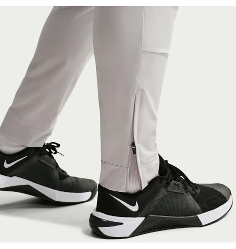 Штани чоловічі Nike Unlimited Grey FB7548-097 M