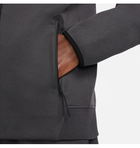 Толстовка чоловіча Nike Sportswear Tech Fleece Windrunner Black FB7921-060 XS