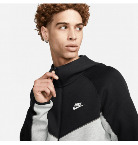 Nike Sportswear Tech Fleece