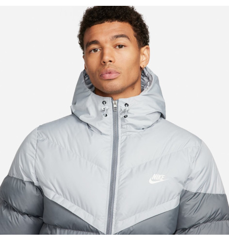 Куртка Nike Storm-fit Windrunner Primaloft