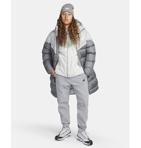Пуховик Nike Storm-Fit Windrunner Primaloft