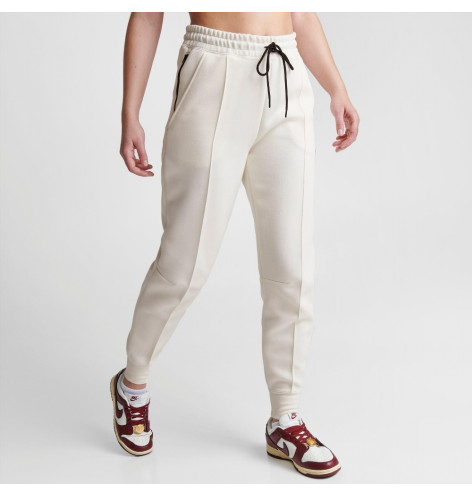 Спортивні штани Nike Sportswear Tech Fleece